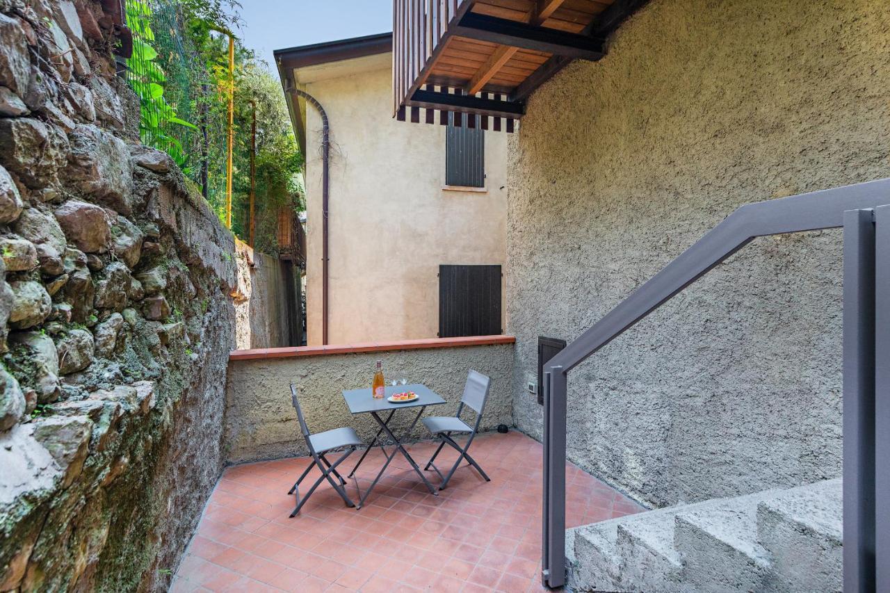 La Limonaia Apartments By Wonderful Italy Gardone Riviera Exterior photo